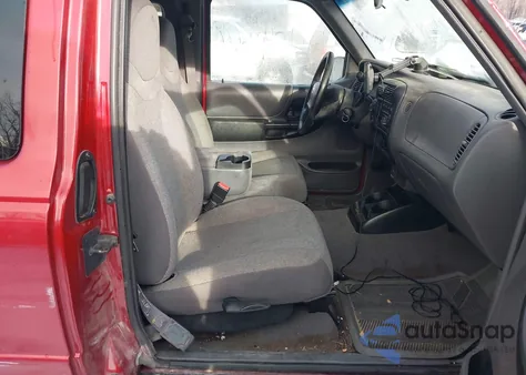 2001 Ford Ranger Edge/Xlt из США, поврежденный, VIN 1FTZR15E41PB67073